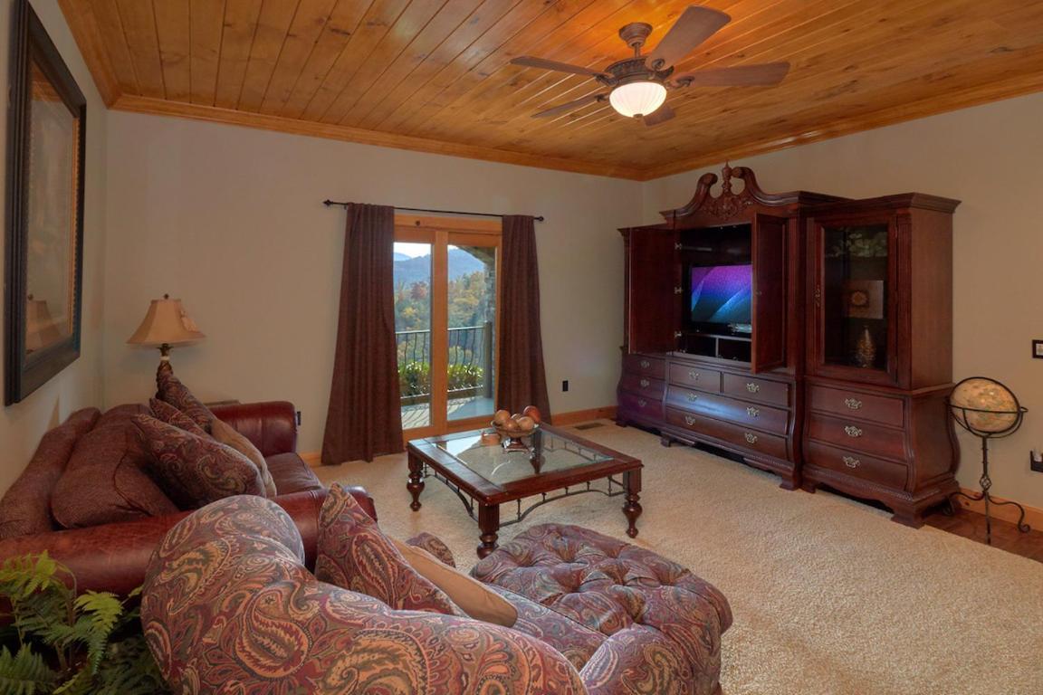 سيفيرفيل Journey'S End, 5 Bedrooms, Sleeps 12, Private Outdoor Pool, Theater, Sauna المظهر الخارجي الصورة